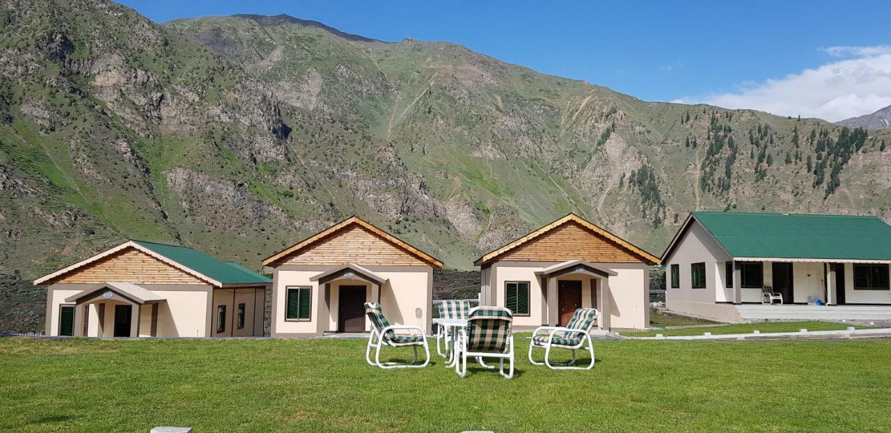 Pine Top Hotels Naran Exteriér fotografie