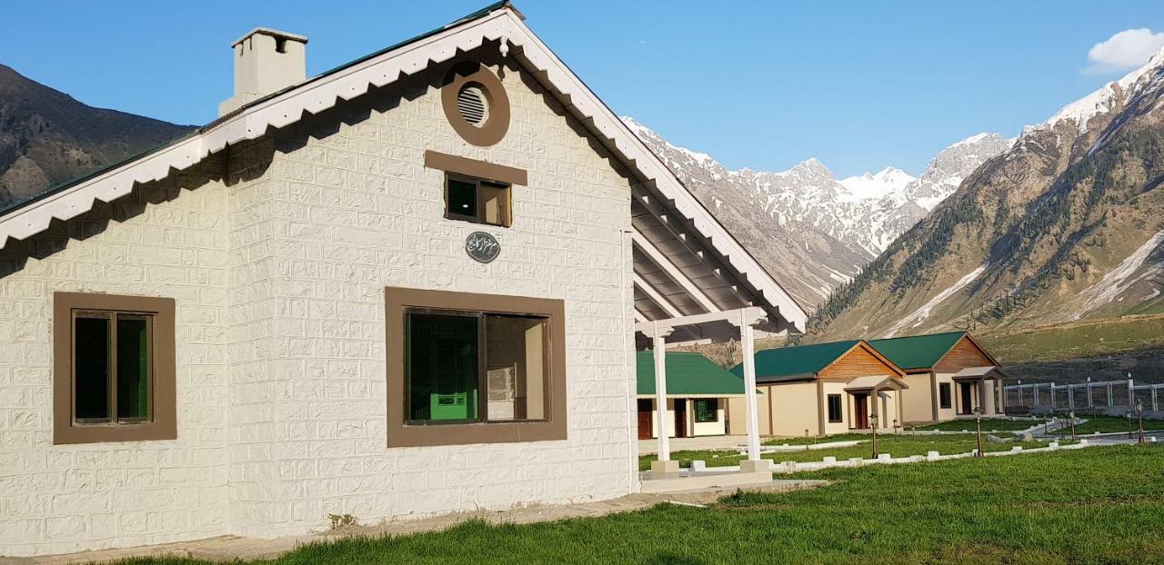 Pine Top Hotels Naran Exteriér fotografie